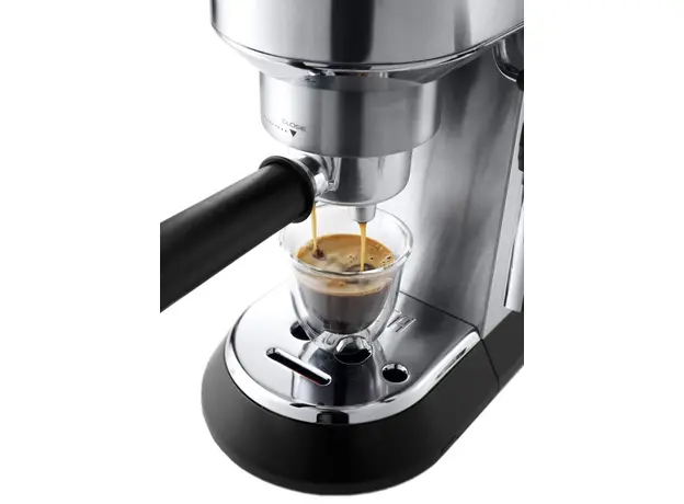 Кофеварка эспрессо DELONGHI EC685.M - изображение 2