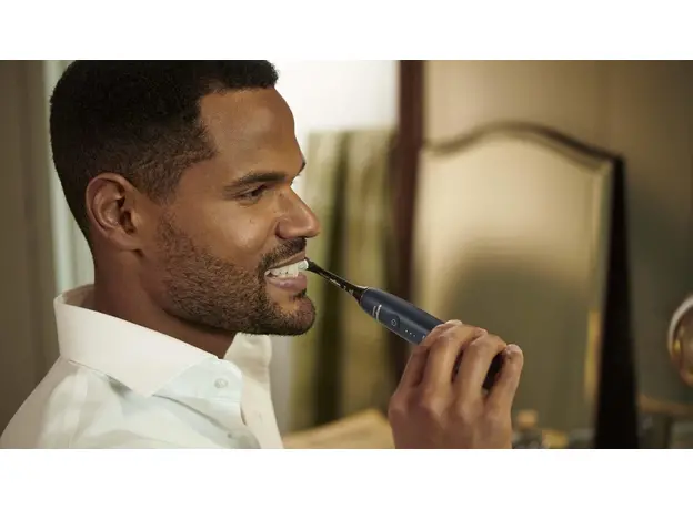 Электрическая зубная щетка Philips Sonicare DiamondClean 9900 HX9992/12 - изображение 13