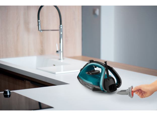 Утюг Tefal Ultragliss Anti-Calc Plus FV6832E0 (3121040077160) - изображение 5 Утюг Tefal Ultragliss Anti-Calc Plus FV6832E0 (3121040077160) - изображение 5