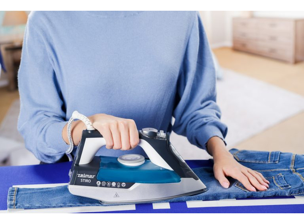 Праска ZELMER ZIR3000 Stiro (AGD-ŻEL--0000029) - зображення 4 Праска ZELMER ZIR3000 Stiro (AGD-ŻEL--0000029) - зображення 4