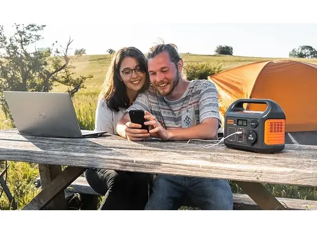 Зарядная станция Jackery Explorer 240Wh 200W Black/Orange - изображение 4