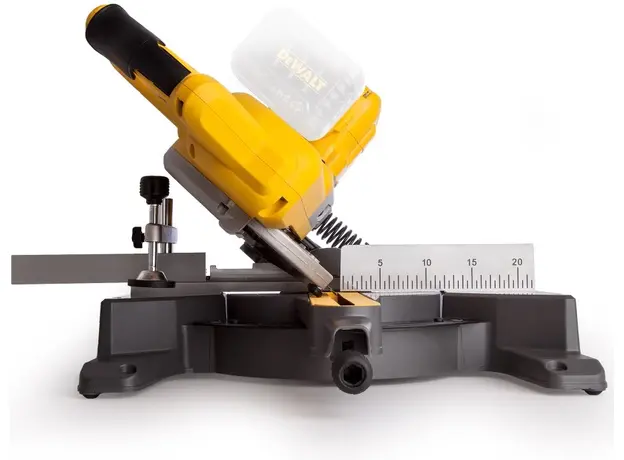 Пила торцовочная DeWalt Xr Flexvolt DCS777T2 - изображение 6