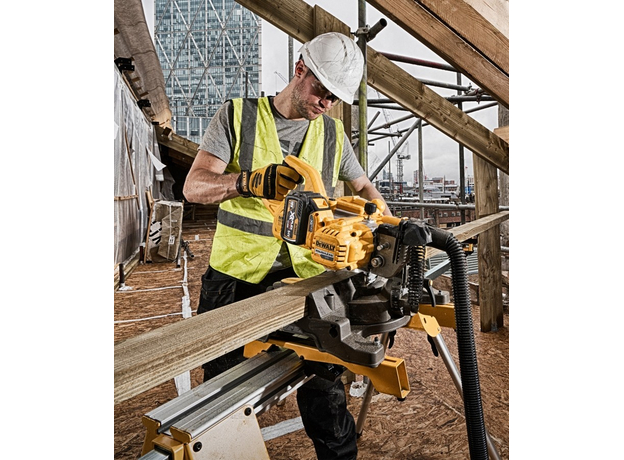 Пила торцовочная DeWalt Xr Flexvolt DCS777T2 - изображение 2 Пила торцовочная DeWalt Xr Flexvolt DCS777T2 - изображение 2