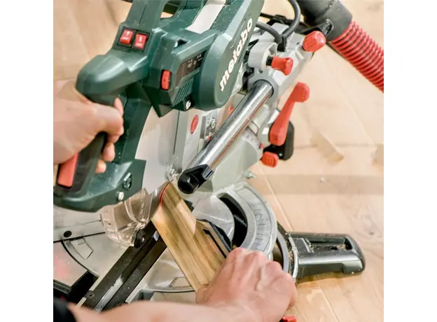 Пила торцовочная Metabo KGSV 72 Xact Sym (612216000) с функцией протяжки и системой симметрично регулируемых упоров - изображение 6
