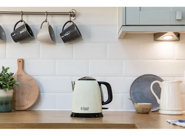 Электрочайник Russell Hobbs Colours Plus 24994-70 1 л. - изображение 6