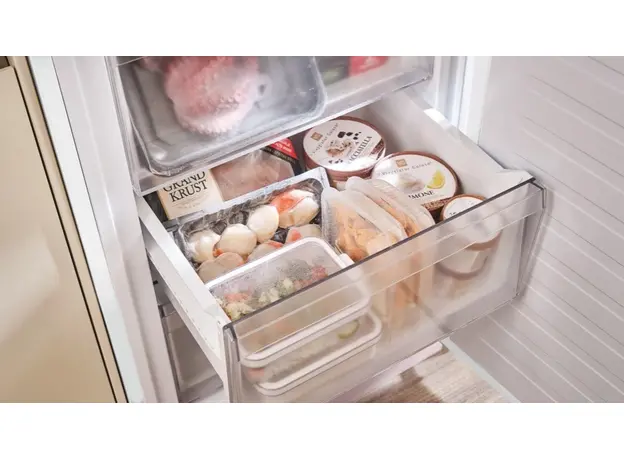 Двухкамерный холодильник CANDY CNCQ2T618EW белый - изображение 15