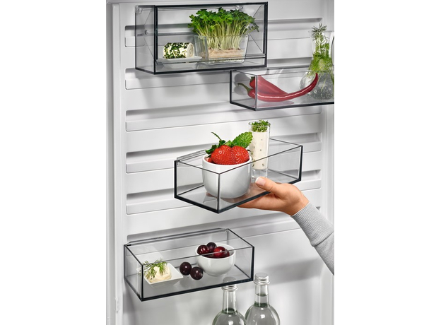 Двухкамерный холодильник AEG RCR736E5MB - изображение 7