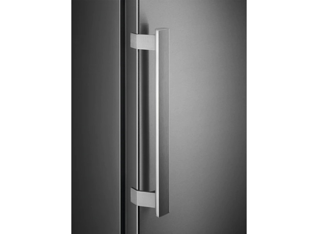 Однокамерный холодильник Electrolux RRC5ME38X2 - изображение 7