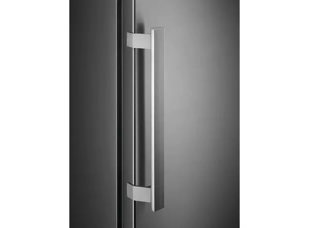 Однокамерный холодильник Electrolux RRC5ME38X2 - изображение 7