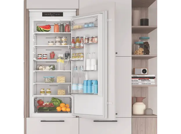 Встраиваемый холодильник INDESIT INC20 T321 EU - изображение 7