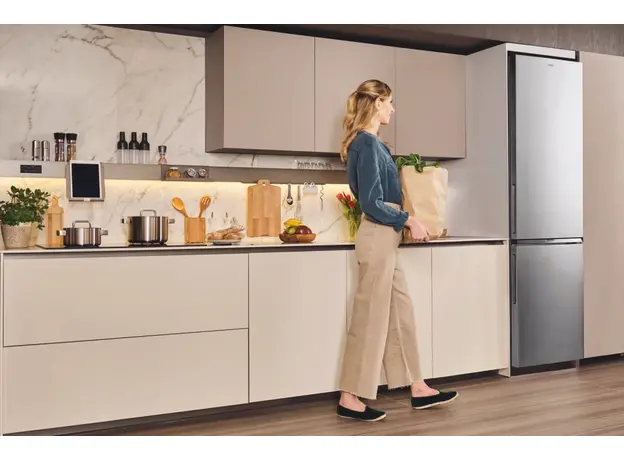 Двухкамерный холодильник CANDY CNCQ2T620EX - изображение 20