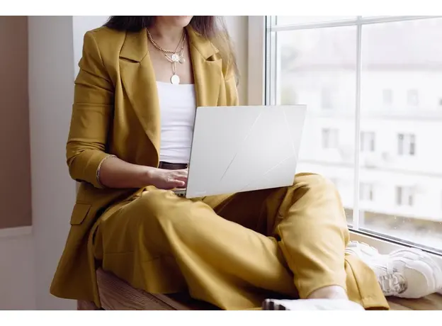 Ноутбук Asus Zenbook 14 OLED UX3405MA [UX3405MA-QD870W] - изображение 16