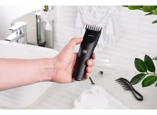 Машинка для стрижки волос Ardesto HC-Y22-B 5 Вт LED-индикация заряда - изображение 8