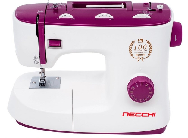 Швейная машина Necchi K 132A  Швейная машина Necchi K 132A