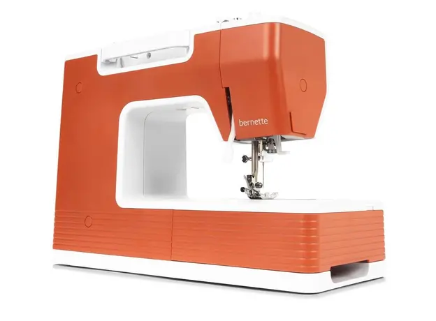 Швейная машина BERNETTE B05 Crafter - изображение 2