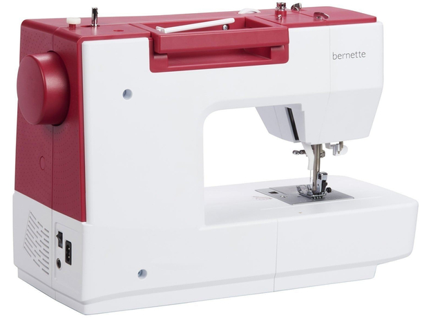 Швейная машина BERNETTE Sew&Go 7 - изображение 3