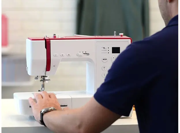 Швейная машина BERNETTE Sew&Go 7 - изображение 9