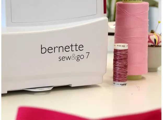 Швейная машина BERNETTE Sew&Go 7 - изображение 12