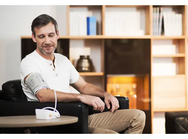 Тонометр автоматический Microlife BP A2 Basic с адаптером, большая манжета - изображение 8