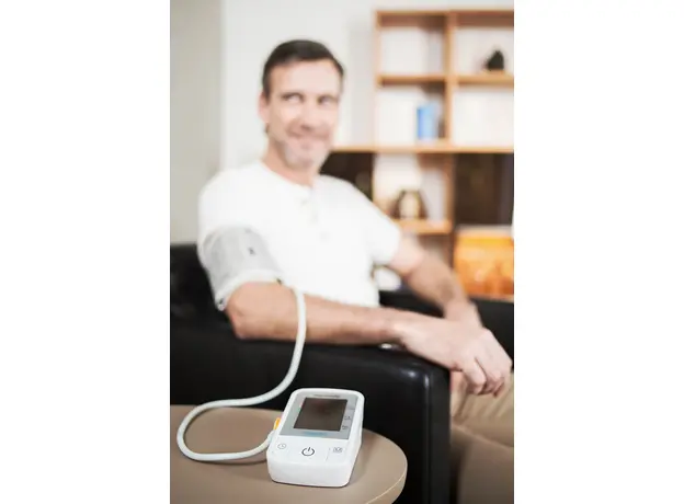 Тонометр автоматический Microlife BP A2 Basic с адаптером, большая манжета - изображение 11