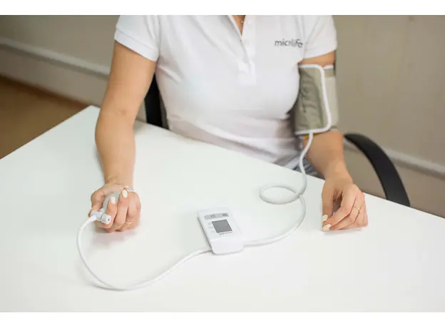 Тонометр полуавтоматический Microlife BP N1 Basic с индикатором гипертензии - изображение 6