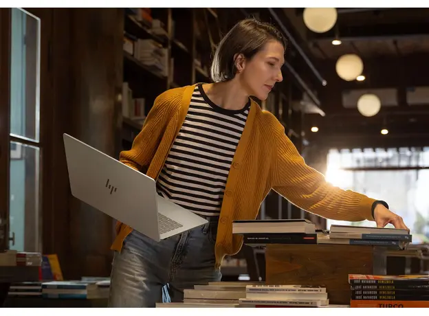 Ноутбук HP OmniBook 7 Laptop AI 14-fr0000 [14-fr0000ua] (C3UT1EA) Glacier Silver - изображение 8