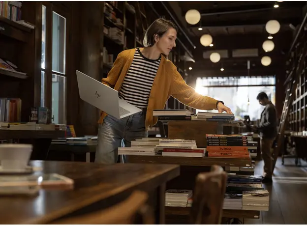 Ноутбук HP OmniBook 7 Laptop 14-fs0001ua (C3VS6EA) Glacier Silver - изображение 14