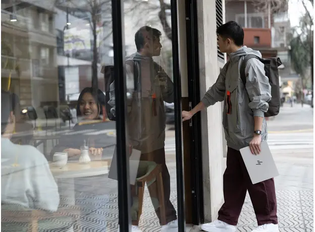 HP OmniBook 7 Laptop 14-fs0000ua (C3VH7EA) Glacier Silver - изображение 17