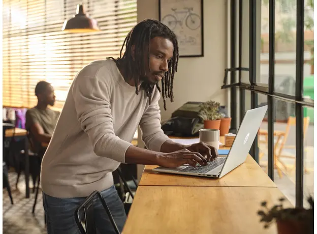 Ноутбук HP OmniBook 5 NGAI 16-ag1004ua (BV5X1EA) Glacier Silver - изображение 10