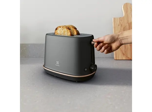 Тостер ELECTROLUX E7T1-6BP Graphite - изображение 2