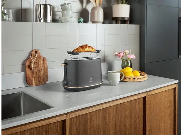 Тостер ELECTROLUX E7T1-6BP Graphite - изображение 9