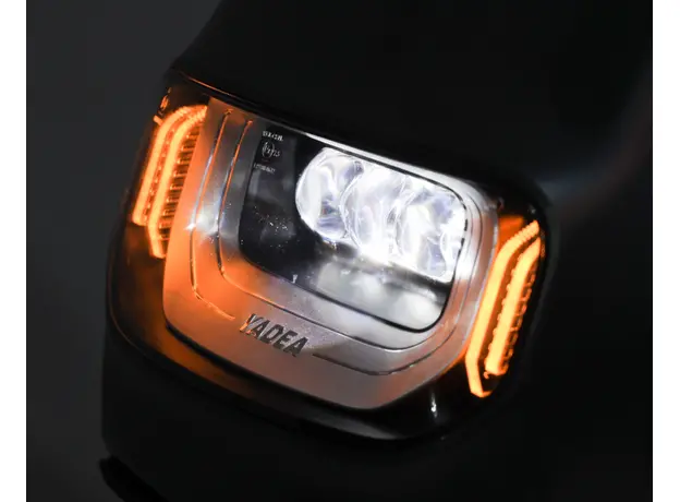 Электроскутер Yadea E8S 2000 Вт Black, Цвет: Черный - изображение 5
