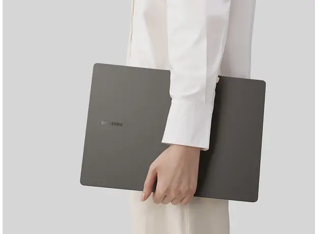 Ноутбук Samsung Galaxy Book3 Ultra [NP960XFH-XA7DE] - изображение 28