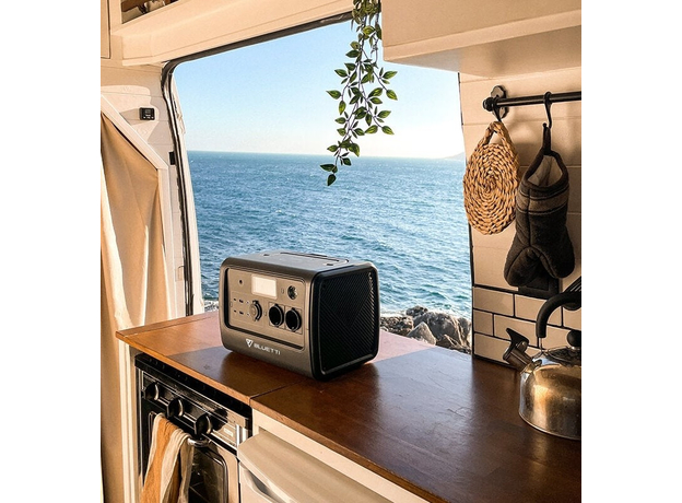 Зарядная станция BLUETTI PowerOak EB70 Portable Power Station 716Wh 1000W - зображення 11 Зарядная станция BLUETTI PowerOak EB70 Portable Power Station 716Wh 1000W - зображення 11